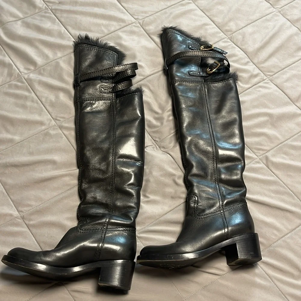 Gucci Vintage Fur Lined Leather Tall Black Gold Heeled Boots Size 4.5